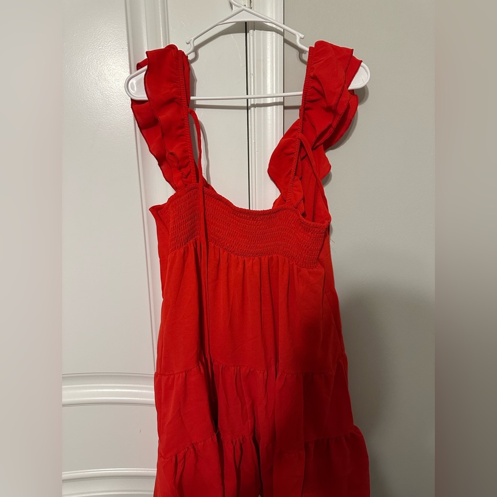 Read dress with heart neckline